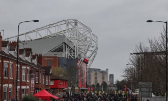 曼联伤情速递：马丁内斯、德利赫特、多古伤情更新及复出时间表，伯恩茅斯一役前瞻