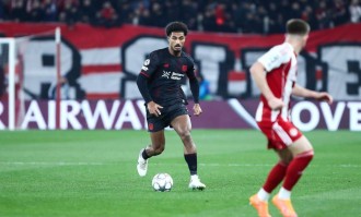 欧冠对决：勒沃库森VS比利亚雷亚尔，华丽告别西甲联赛！比分预测与赛事分析