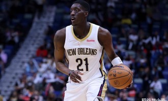 在发展联盟都得不到什么出场时间，昔日雄鹿3D侧翼将转战法甲联赛