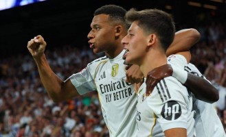 2-1逆转！皇马三连胜领跑西甲，皇家社会爆冷输升班马成焦点