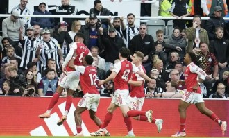 1.12亿解约金+3大下家哄抢！穆帅去向引爆足坛，是救赎还是谢幕？