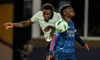 联赛杯-埃泽斩获处子球特罗萨德破门 阿森纳2-0进16强