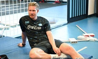 那不勒斯打造“银河战舰”！孔蒂豪购引援，剑指意甲与欧冠双冠